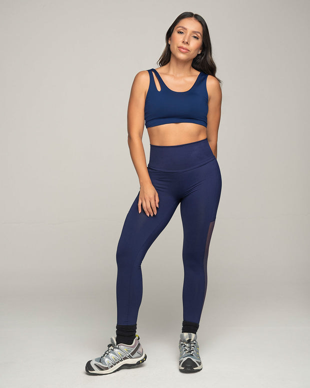 Legging deportivo con bolsillo lateral y detalles en SmartLace®