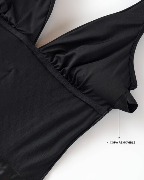 Traje de baño de compresión suave con copas removibles y abdomen en tul#color_700-negro