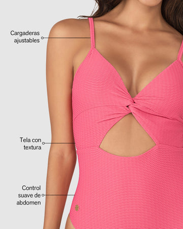 Traje de baño entero de compresión suave con detalle de escote cruzado#color_211-salmon