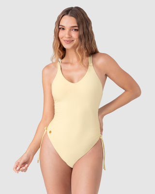 Traje de baño entero graduable en piernas#color_111-amarillo-claro