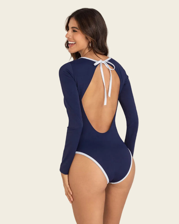 Traje de baño entero manga larga con espalda descubierta