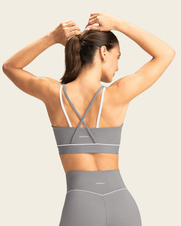 Top deportivo con cargaderas dobles#color_c62-gris-claro