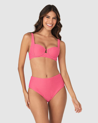 Bikini en textura acanalada con panty tiro alto y top con varillas#color_211-salmon
