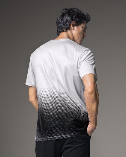 Camiseta deportiva masculina con tecnología de secado rápido#color_012-estampado-puntos