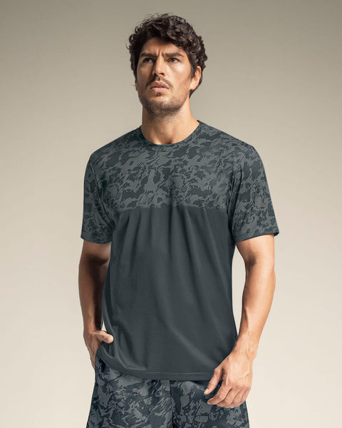 Camiseta deportiva masculina con tecnología de secado rápido#color_457-gris-oscuro