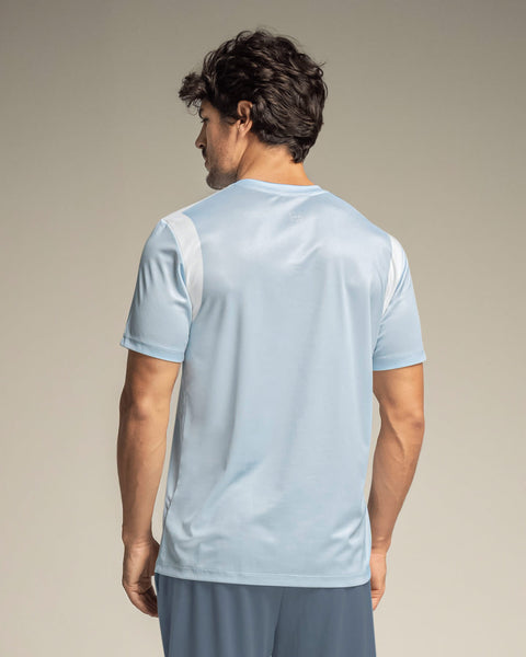 Camiseta deportiva masculina con tecnología de secado rápido#color_591-azul-claro