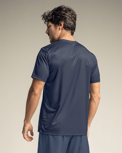 Camiseta deportiva masculina semiajustada de secado rápido#color_457-azul-oscuro