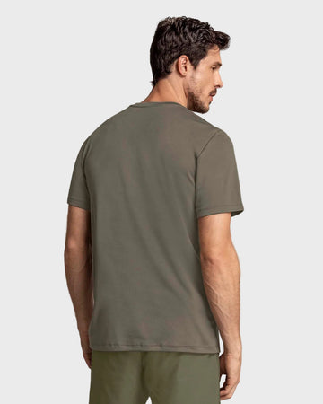 Camiseta deportiva masculina semiajustada de secado rápido#color_610-verde-medio