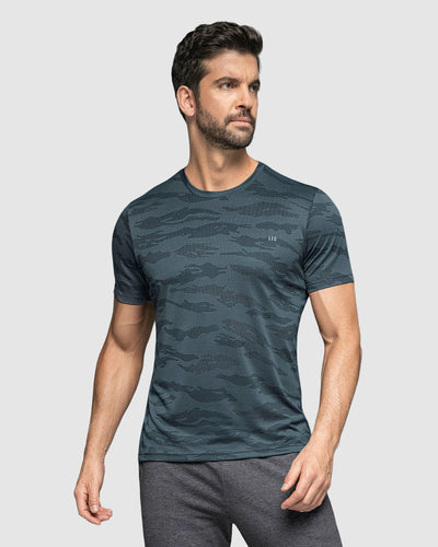 camiseta-deportiva-masculina-semiajustada-de-secado-rapido#color_736-estampado-camuflado