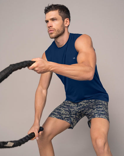 Camiseta manga sisa deportiva y de secado rápido para hombre#color_559-azul-oscuro