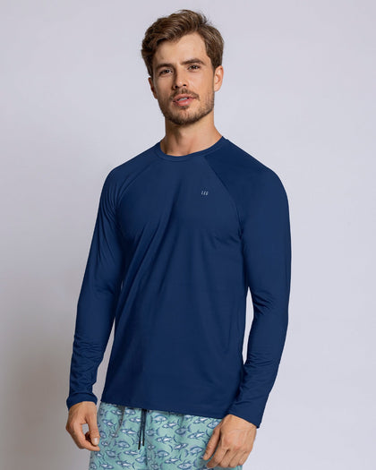 Camiseta deportiva masculina manga larga con protección UV#color_559-azul-oscuro