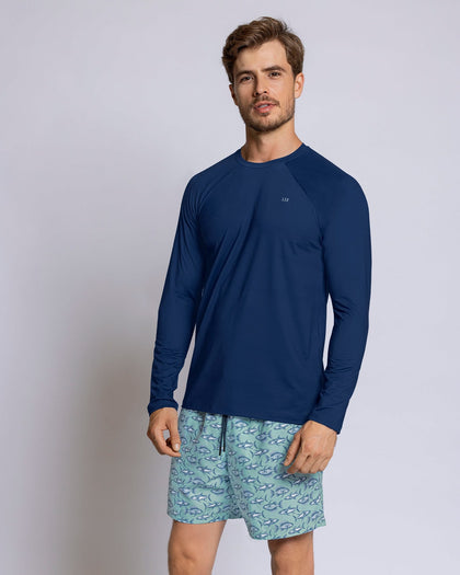 Camiseta deportiva masculina manga larga con protección UV#color_559-azul-oscuro