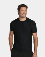 Camiseta deportiva con tela texturizada que permite el paso del aire#color_700-negro