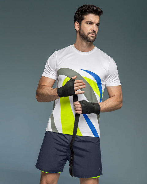 camiseta-deportiva-masculina-con-estampado-localizado#color_000-blanco
