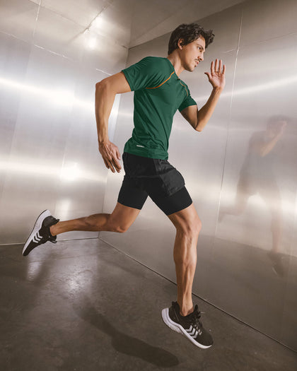 Camiseta deportiva con tela texturizada y transpirable#color_a75-verde