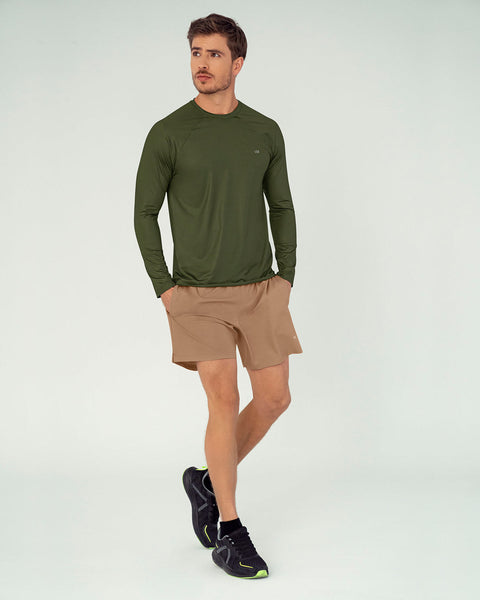 Pantaloneta deportiva con bolsillo trasero y con bóxer interno#color_852-cafe-medio