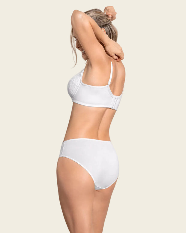 Brasier triangular con copas en SmartLace® y espalda en tela lisa
