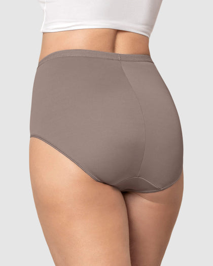 Panty clásico de compresión suave con excelente modelación#color_790-gris-claro