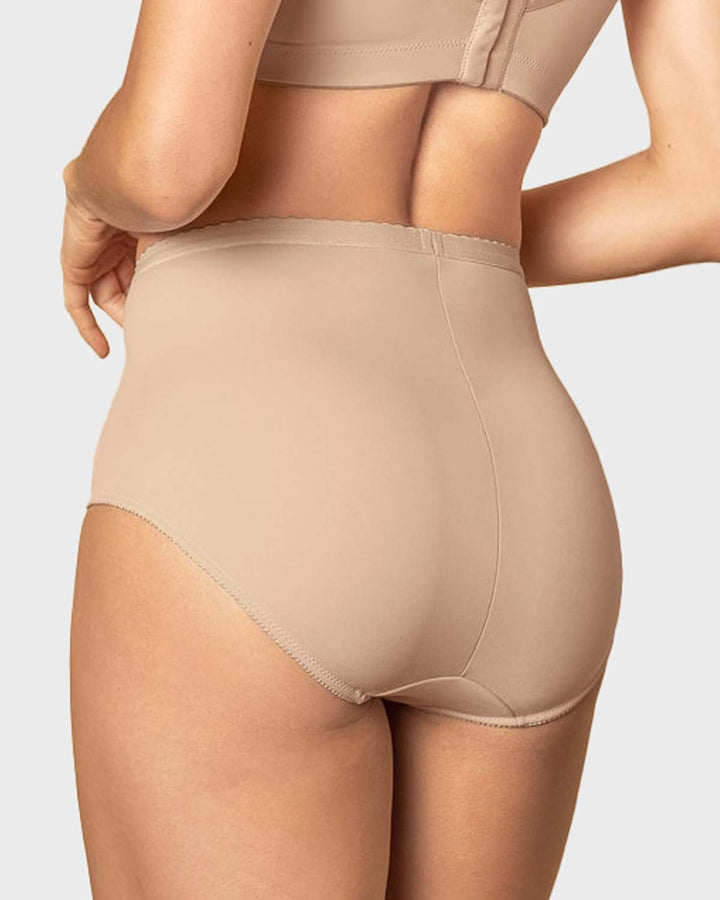 Panty clásico de control suave con excelente modelación