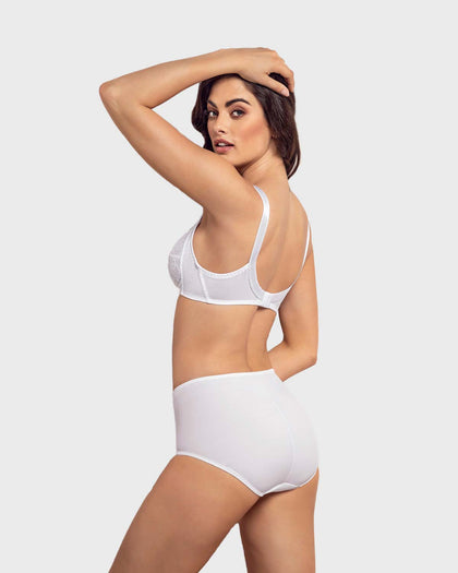 Panty clásico de compresión suave con toques de encaje en abdomen#color_000-blanco