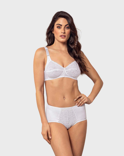 Panty clásico de compresión suave con toques de encaje en abdomen#color_000-blanco