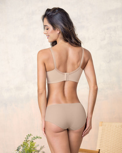 Hípster semidescaderado de buen cubrimiento#color_802-cafe-claro