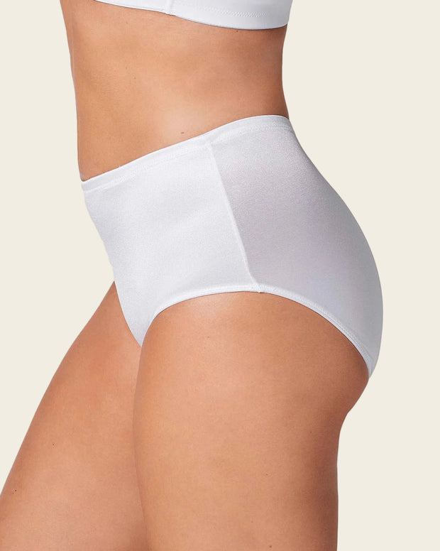 Panty clásico de control firme con efecto levanta glúteos