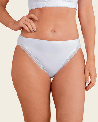 Panty tipo bikini con SmartLace® decorativo en piernas#color_000-blanco