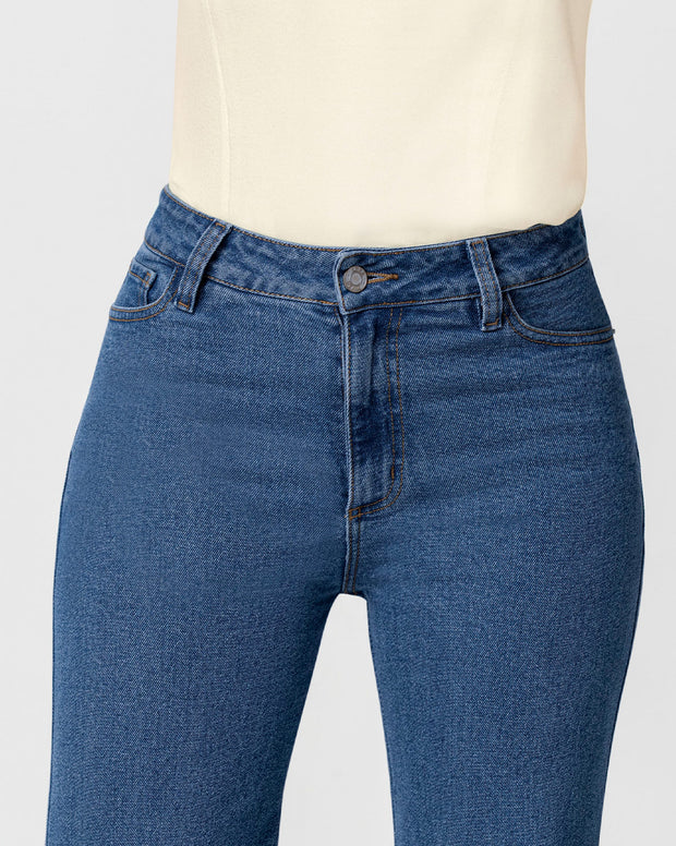 Jean bota ancha esencial para mujer