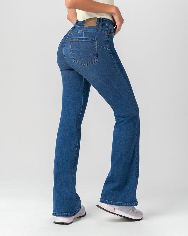Jean levanta glúteos bota flare