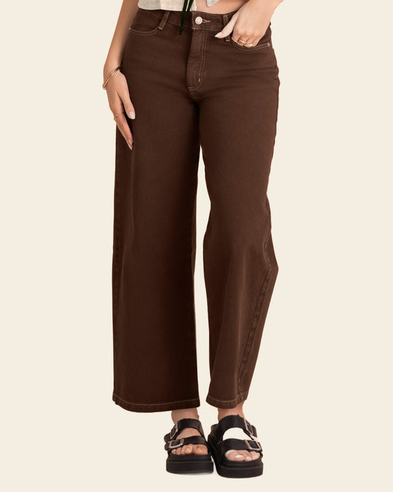 Jean bota amplia de largo crop#color_c23-cafe-chocolate