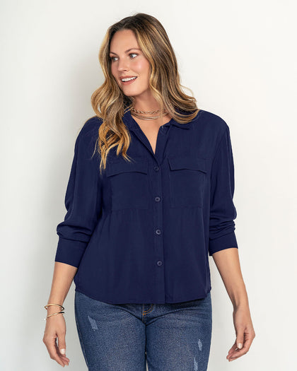 Camisa manga larga con perilla y bolsillos funcionales#color_024-azul-oscuro