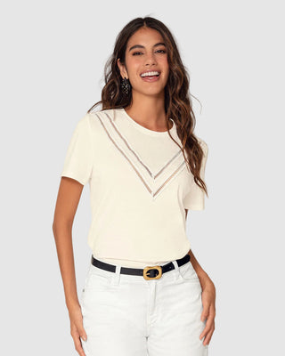 Camiseta manga corta con detalle de escalerilla en V#color_018-marfil