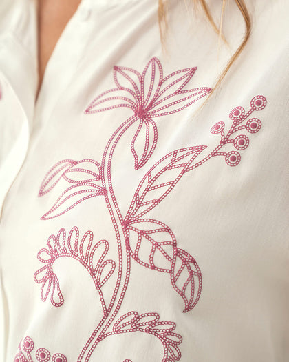 Blusa 3/4 con estampado en frente#color_018-marfil