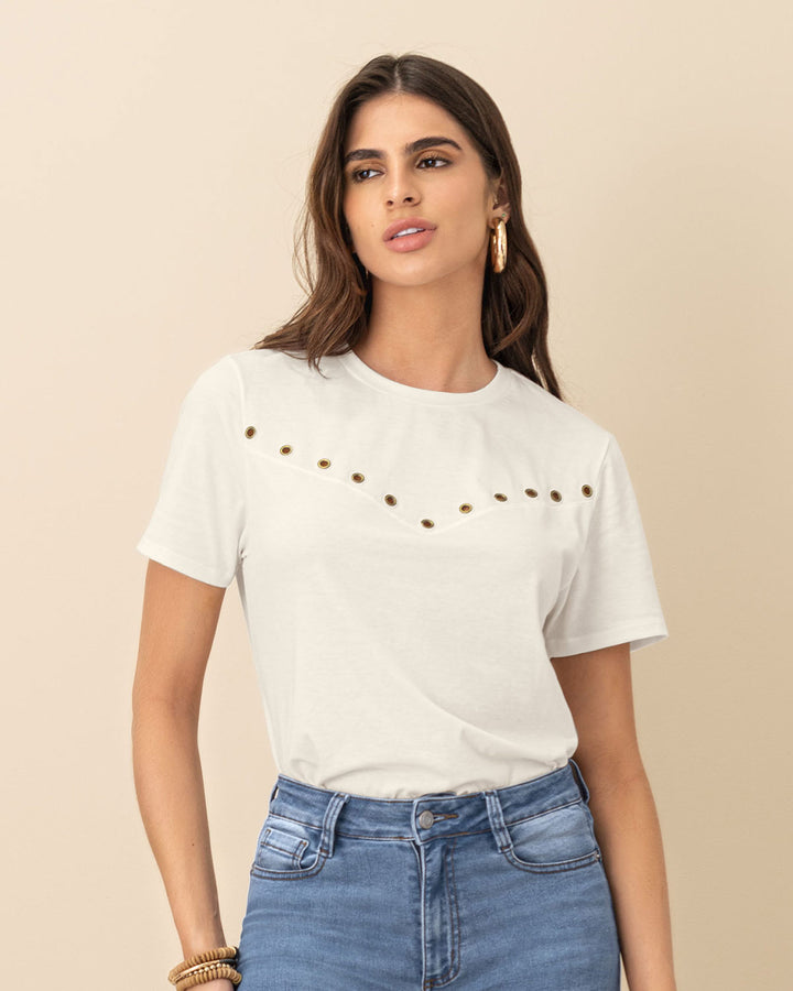 Camiseta manga corta con ojaletes en frente