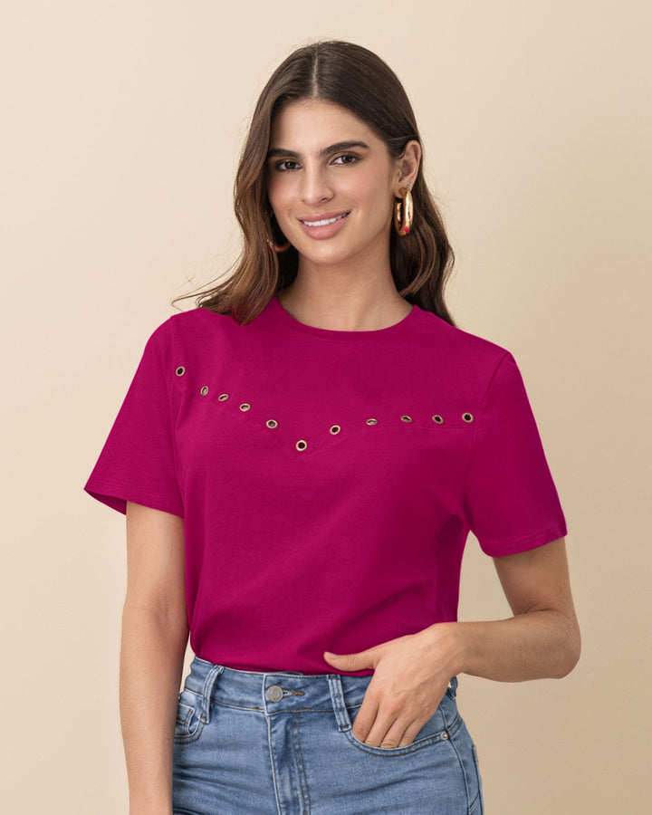 Camiseta manga corta con ojaletes en frente
