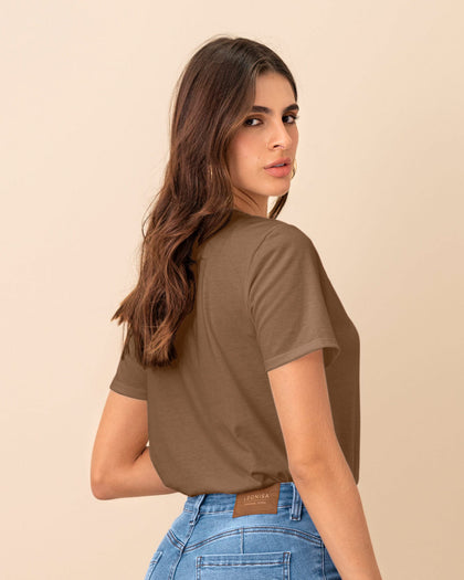 Camiseta manga corta con ojaletes en frente#color_835-cafe