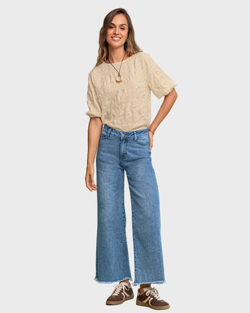 Blusa manga corta en tela bordada#color_807-beige