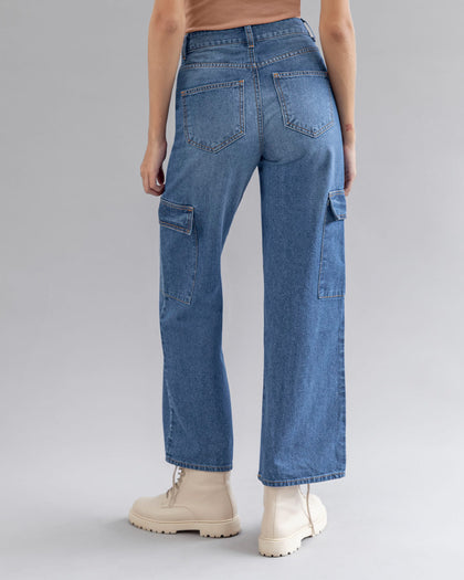 Jean bota ancha con bolsillos estilo cargo#color_052-azul-medio