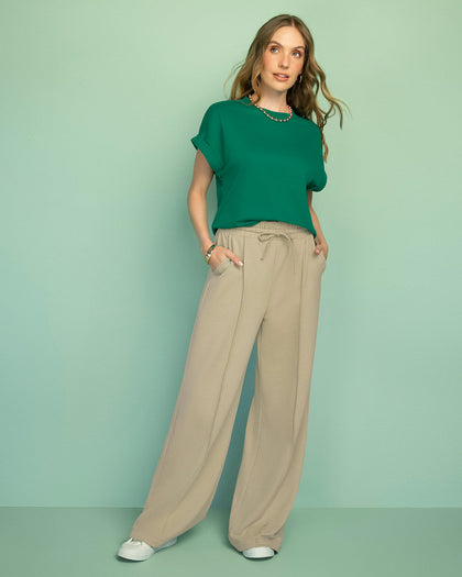 Pantalón tipo jogger con bota ancha#color_606-arena