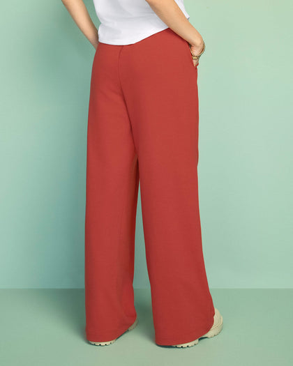Pantalón tipo jogger con bota ancha#color_a89-terracota