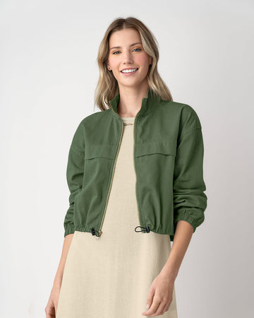 chaqueta-manga-larga-con-elastico-graduable-en-ruedo#color_a91-verde