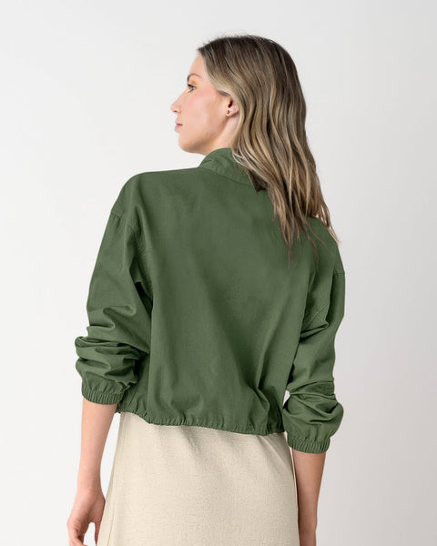 chaqueta-manga-larga-con-elastico-graduable-en-ruedo#color_a91-verde