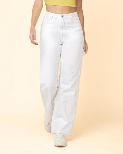 Jeans bota recta con bolsillos y pretina funcional#color_000-blanco