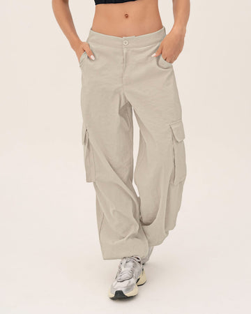 Pantalón exterior jogger Leonisa by Silvy Araujo#color_084-arena