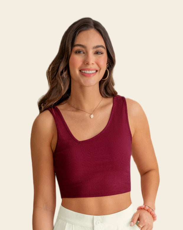 Crop top acanalado con escote asimétrico