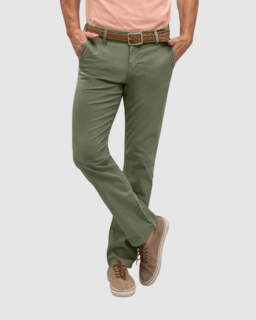 Pantalón Texas silueta semi ajustada#color_629-verde-medio