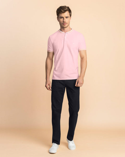 Camiseta con cuello henley y perilla funcional#color_304-rosado-claro