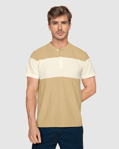 Camiseta henley bloque de color#color_084-arena-bloque-marfil