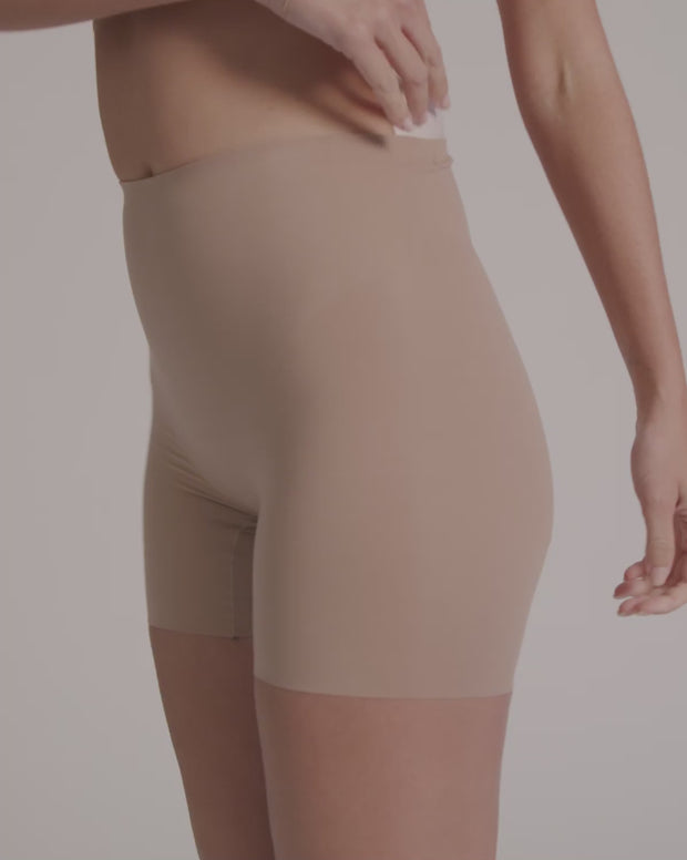 Panty faja levantacolas con almohadillas extraíbles